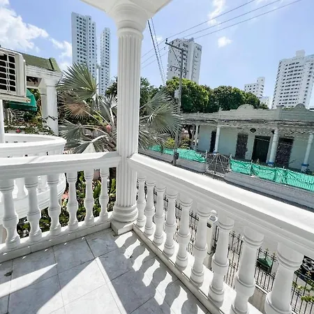 Hotel Lotus By Maos Cartagena